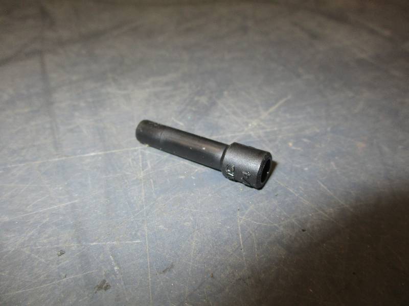 14 Black DOT Tubing Plugs