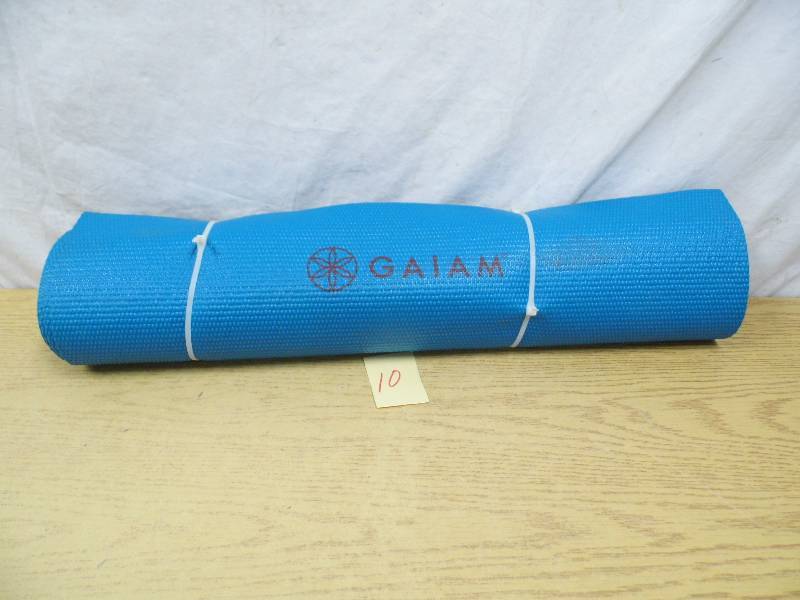 lot 10 image: Yoga Mat