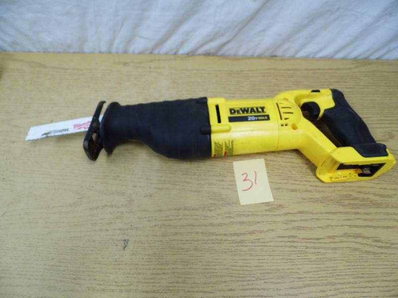 lot 31 image: DeWalt Sawzall