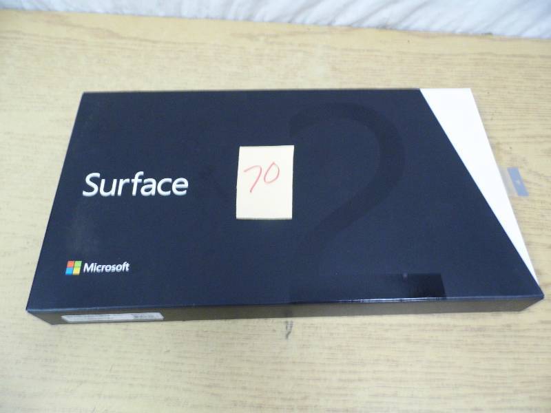 lot 70 image: Microsoft Surface 2 Tablet
