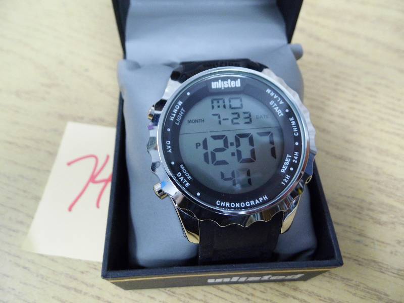 lot 74 image: Unlisted Digital Watch