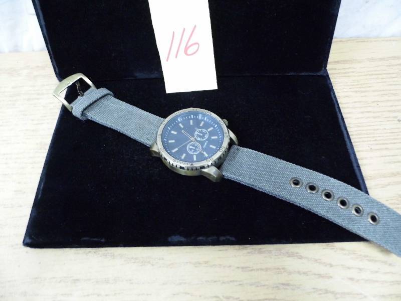 lot 116 image: Acutite Watch