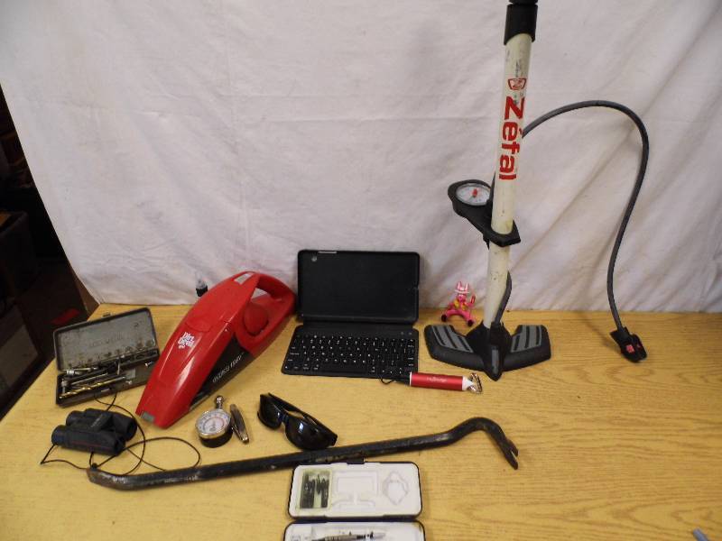 lot 145 image: My Charge - Tablet Keyboard - Binoculars