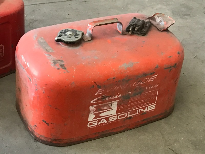 lot 35 image: (2) Outboard Motor Fuel Tanks