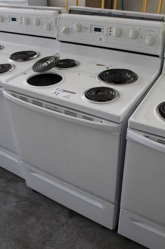 lot 31 image: Whirlpool 4-Burner Stove Top Oven