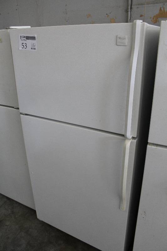 lot 53 image: Whirlpool 20.9cu.ft. Refrigerator Freezer