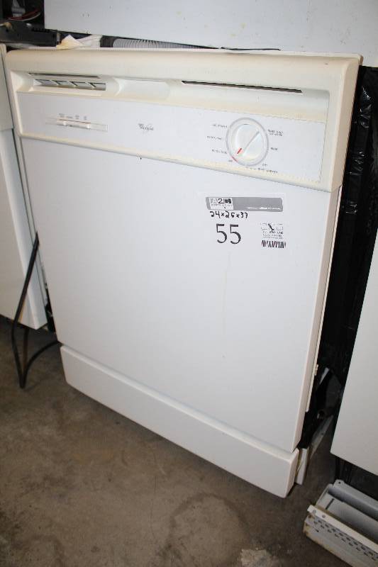 lot 55 image: Whirlpool Dishwasher