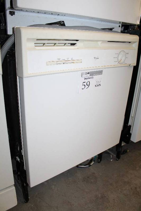 lot 59 image: Whirlpool Dishwasher
