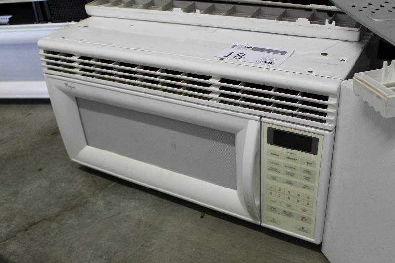 lot 18 image: Whirlpool Microwave