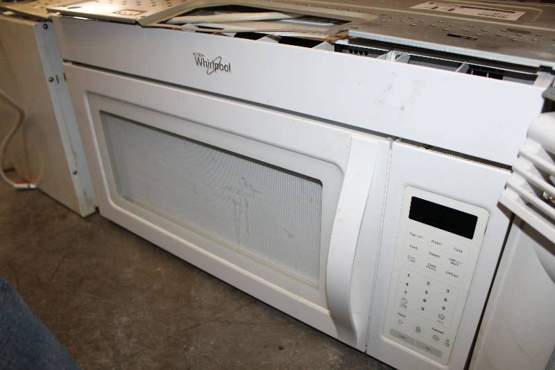 lot 44 image: Whirlpool Microwave