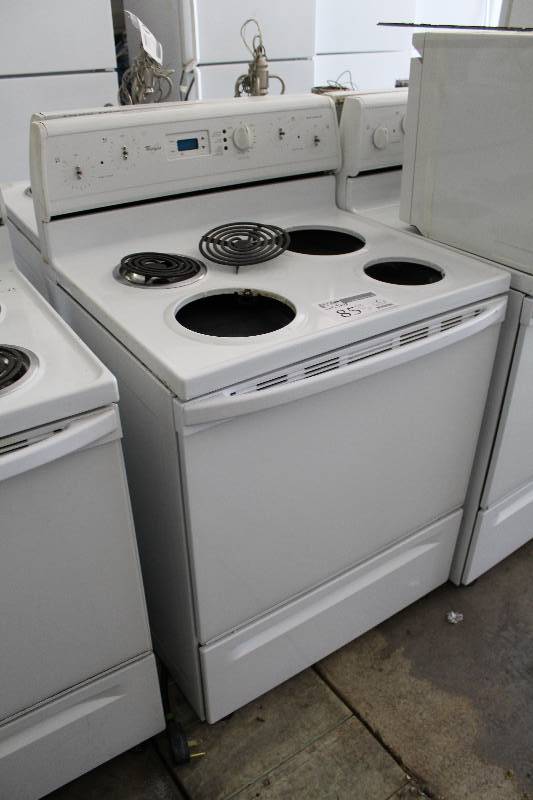 lot 85 image: Whirlpool 4-Burner Stove Top Oven