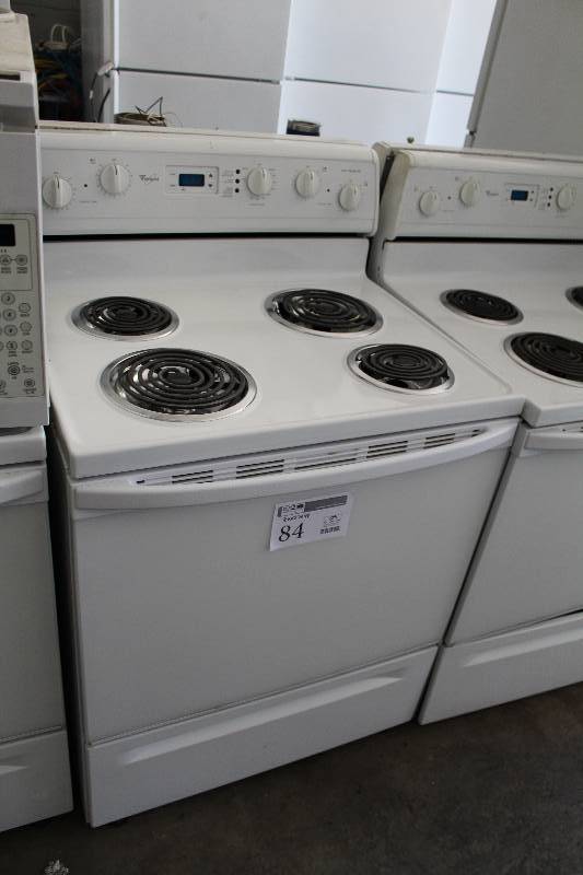 lot 84 image: Whirlpool 4-Burner Stove Top Oven