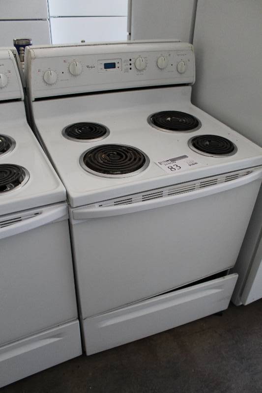 lot 83 image: Whirlpool 4-Burner Stove Top Oven