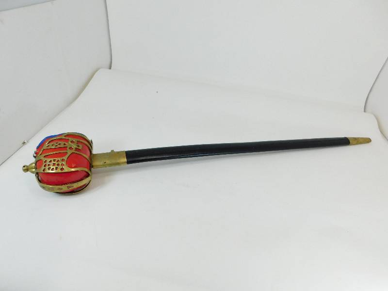 lot 14 image: Vintage Sword From India In Sheath