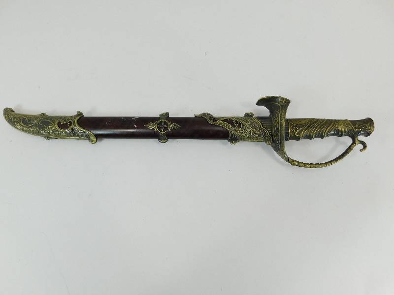 lot 16 image: Stainless Steel Short Sword In Sheath----Mfg. In China, Natl Headquarters   USA