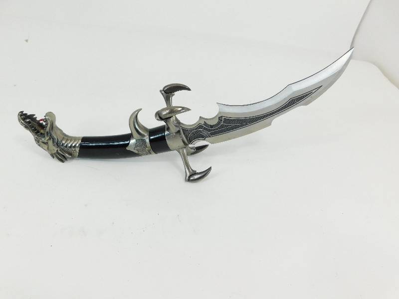 lot 17 image: Medieval Short Sword
