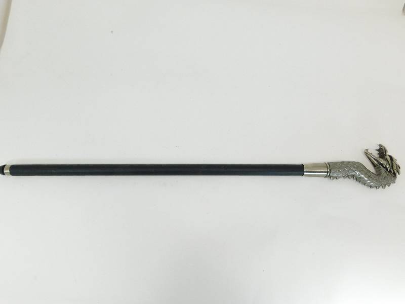 lot 32 image: Long Dagger Type Sword And Cane Combination Set