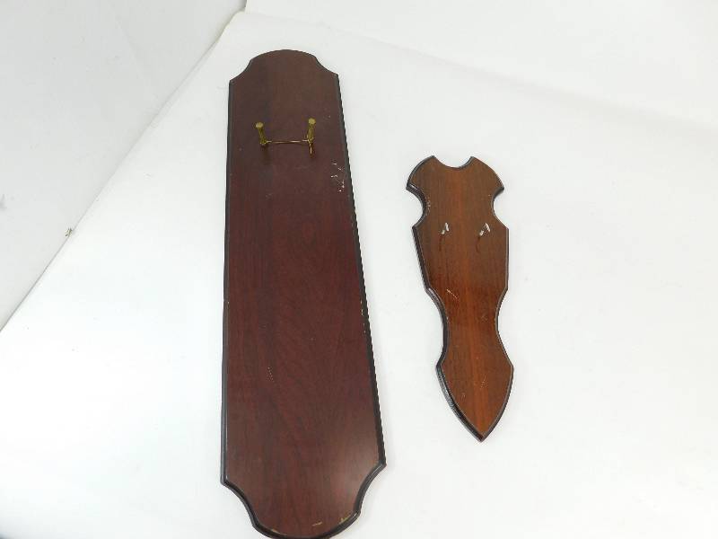 lot 71 image: Two Wooden Wall Displays For Hanging A Sword Or Sabre Or Dagger On Them