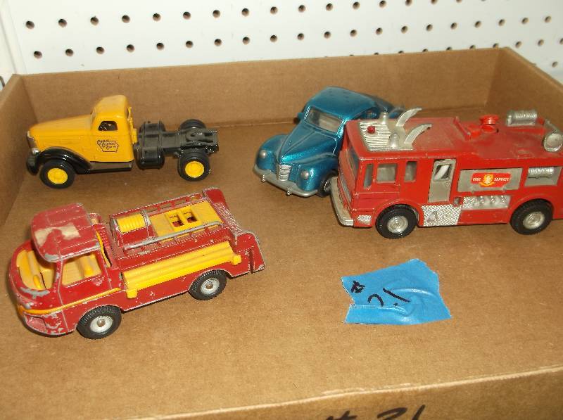 Vintage looking Mack semi truck and miscellaneous