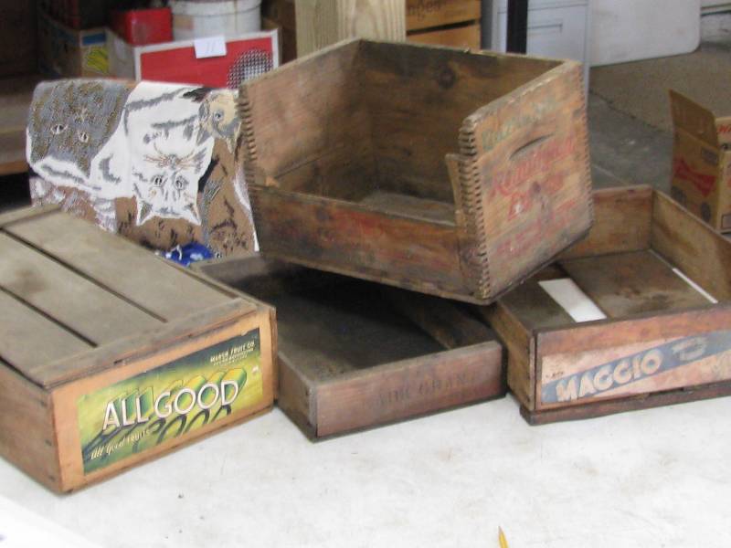 lot 12 image: Wood Boxes