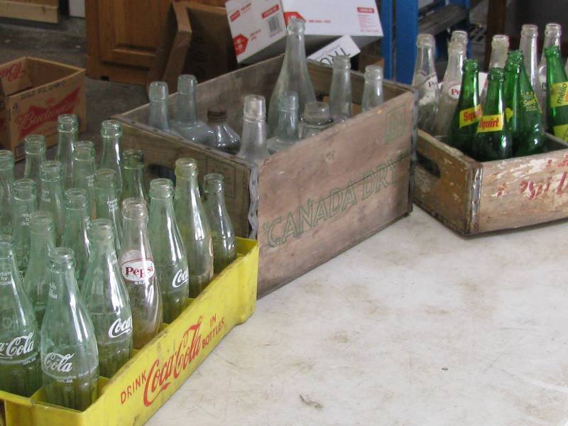 lot 15 image: Bottles & Crates