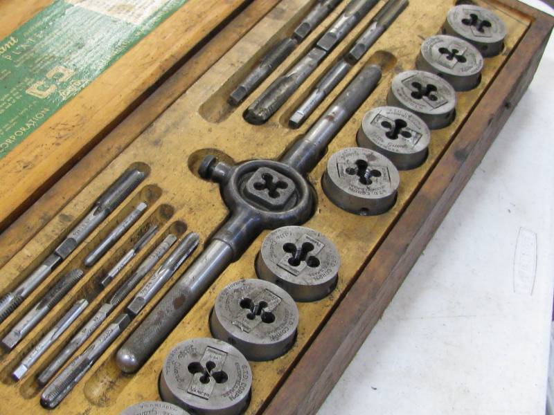 lot 55 image: Little Giant Tap & Die Set