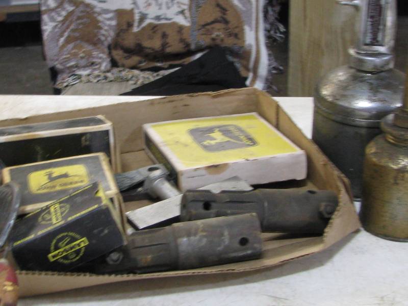 lot 86 image: Misc Tools