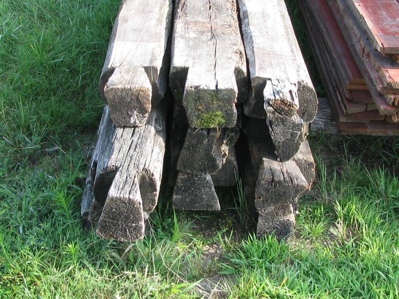 lot 100 image: Log Cabin Logs
