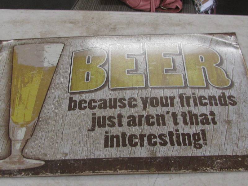 lot 122 image: Beer Sign