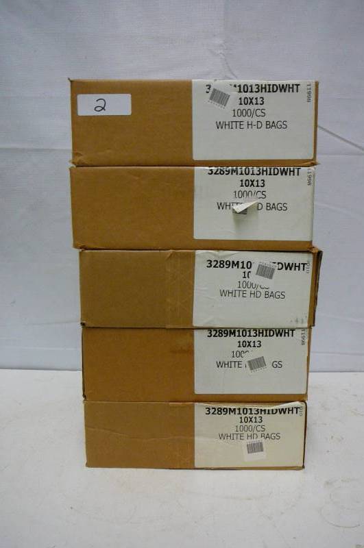 lot 2 image: Boxes of new bags