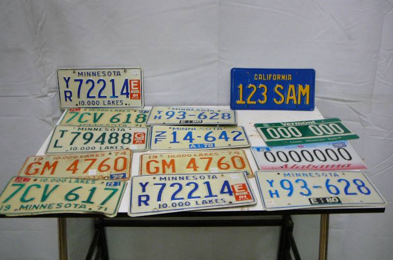 lot 13 image: Vintage License Plates