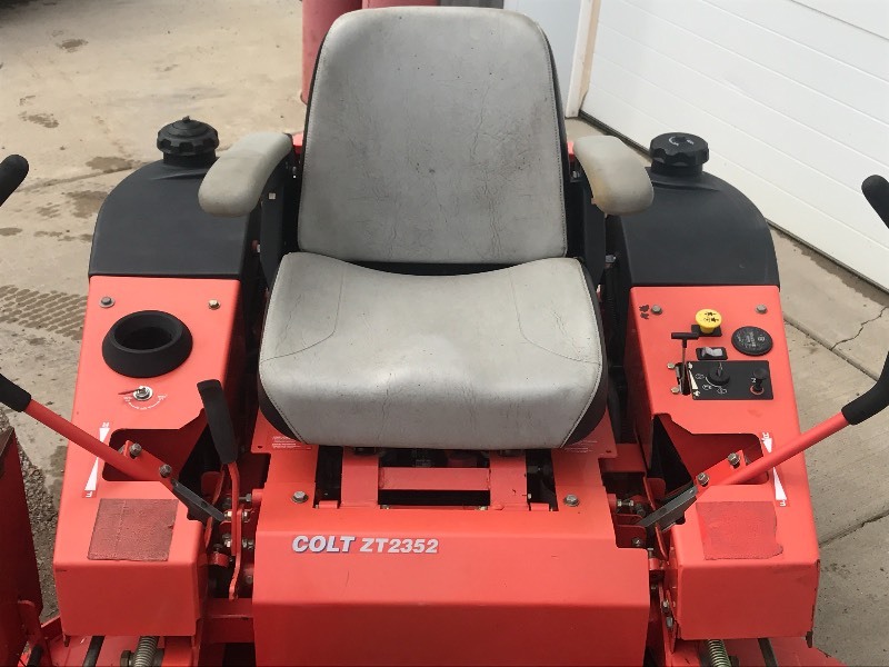 Gravely zt2352 online