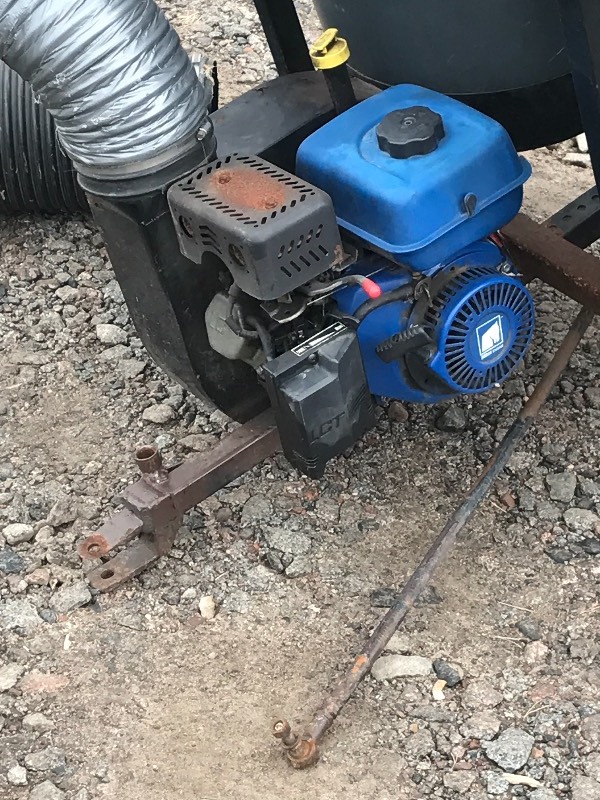 lot 5 image: Trac-Vac Towable Collection System