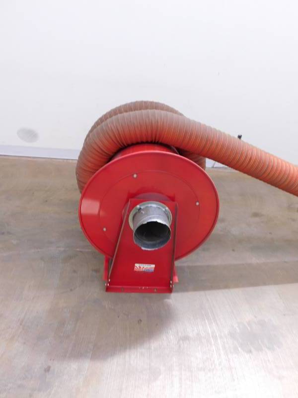 lot 37 image: Industrial DuctExhaust Hose & Retractable Reel
