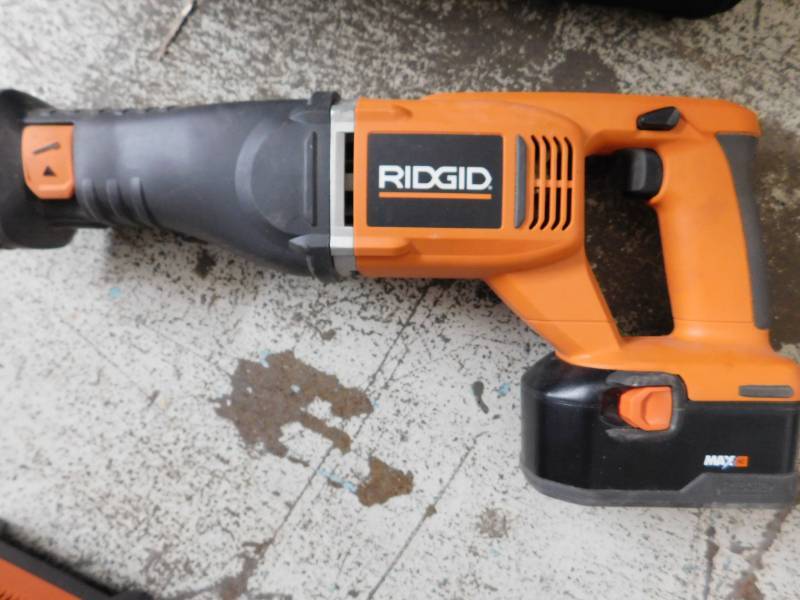 lot 16 image: Ridgid R844 Reciprocating Saw