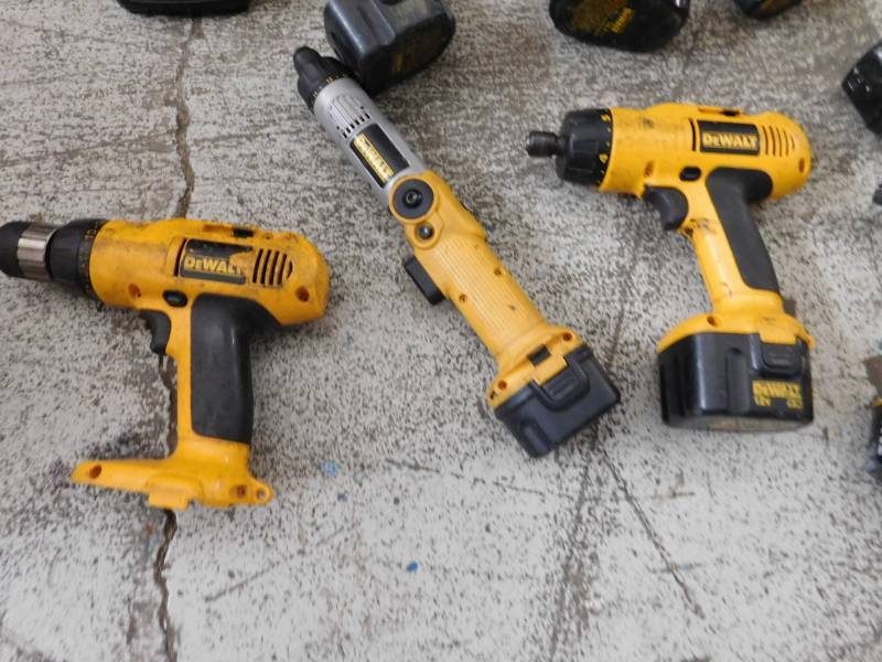 lot 18 image: Misc. Lot of Dewalt Power Tools