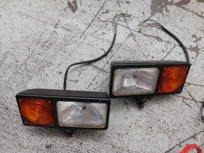lot 27 image: Grote Snow Plow Lights & Western Milwaukee Controller