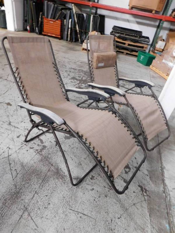 lot 28 image: Camp Cot & Chairs