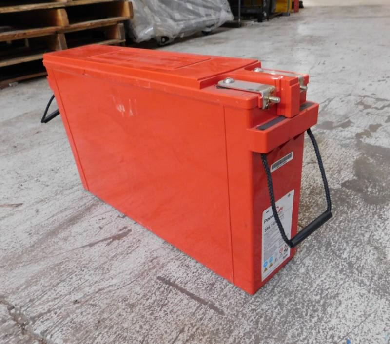 lot 30 image: One SBS190F Telecom Battery