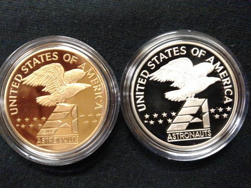 lot 43 image: 1988 Proof America in Space Two C...