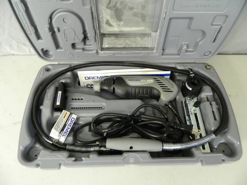 lot 69 image: Dremel Tool with Accessories