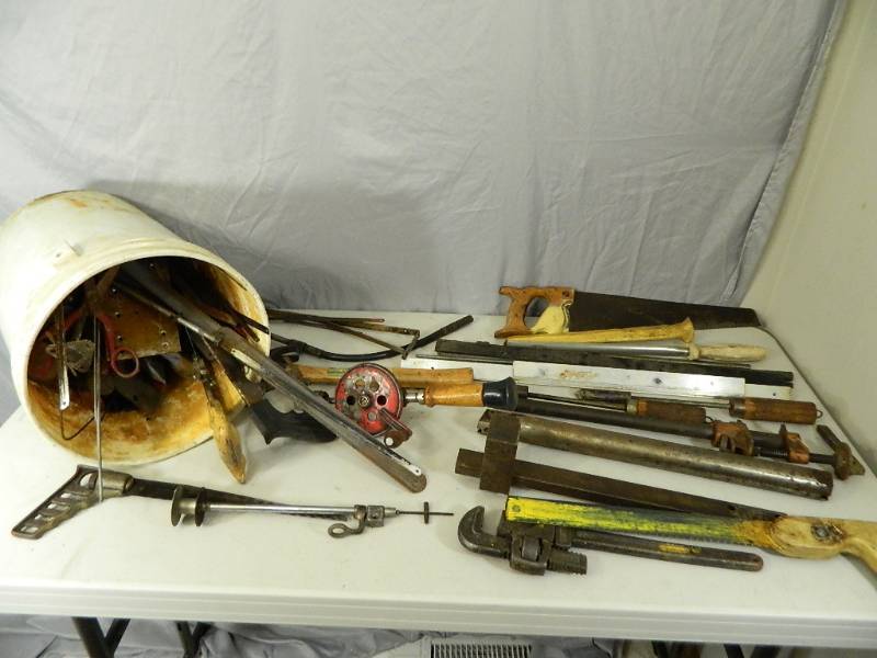 lot 79 image: Saws, Clamps, Machinist, and More