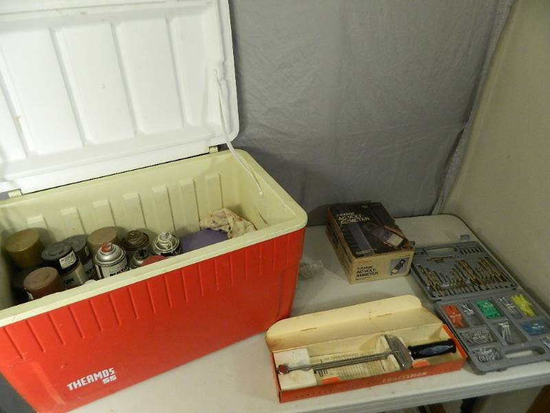lot 83 image: Cooler Full of Tools, Paint, Etc