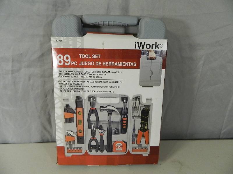 lot 130 image: New IWork 89 Pc Tool Set