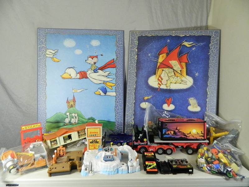 lot 179 image: Lots of Vintage Toys and More