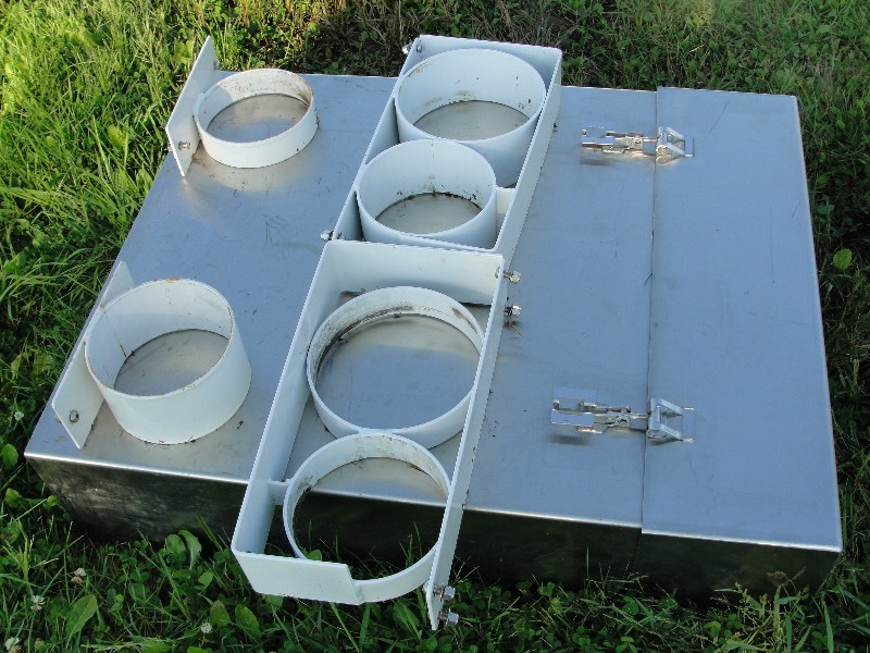 lot 7 image: STAINLESS TANK BOX N STEEL TANK