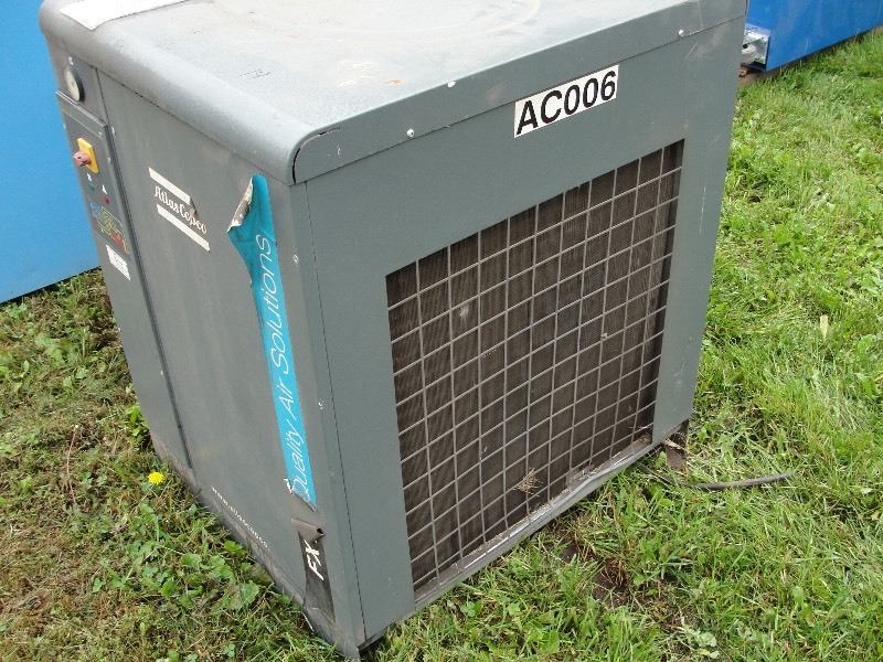 ATLAS COPCO AIR COMPRESSOR