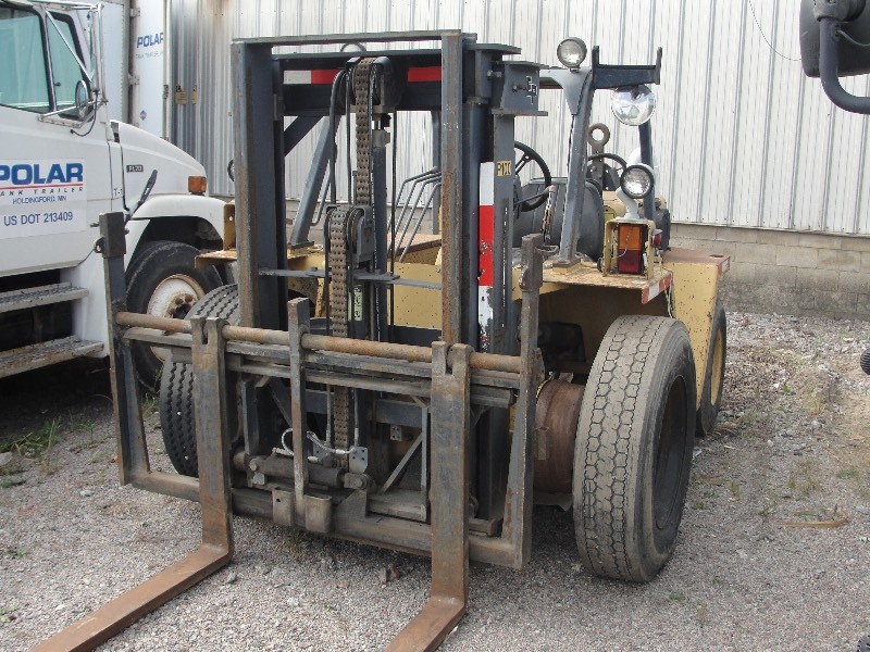 EAGLE PICHER PNEUMATIC TIRE DIESEL FORK LIFT
