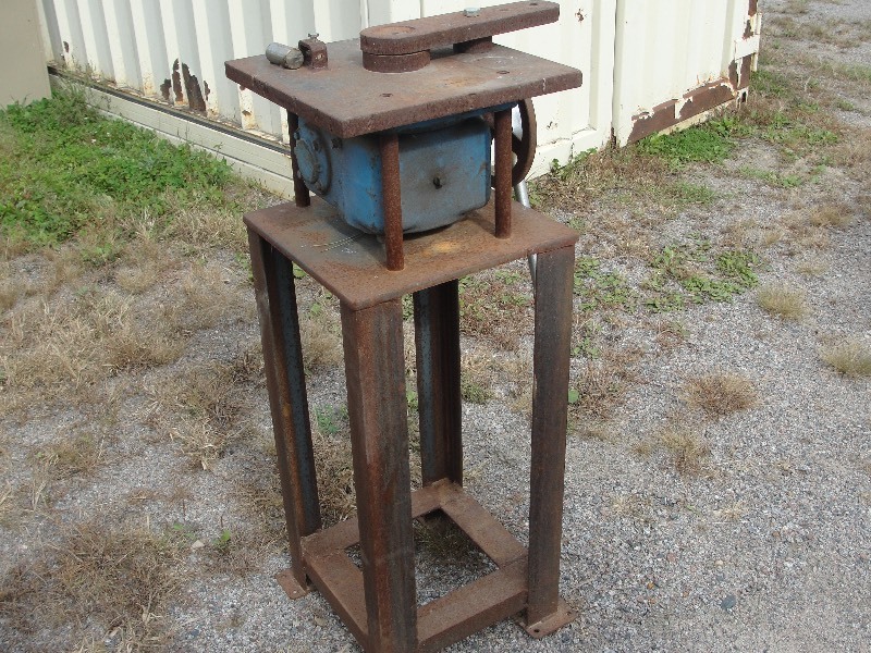 GEARBOX BENDING DEVICE