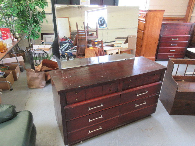 lot 307 image: DRESSER WITH BEVELED MIRROR